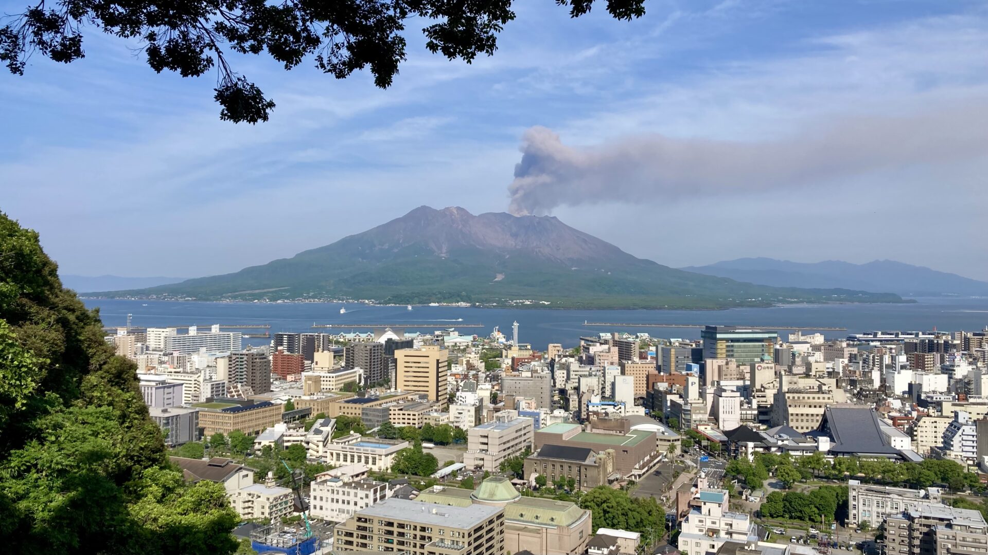2024年5月城山から望む桜島